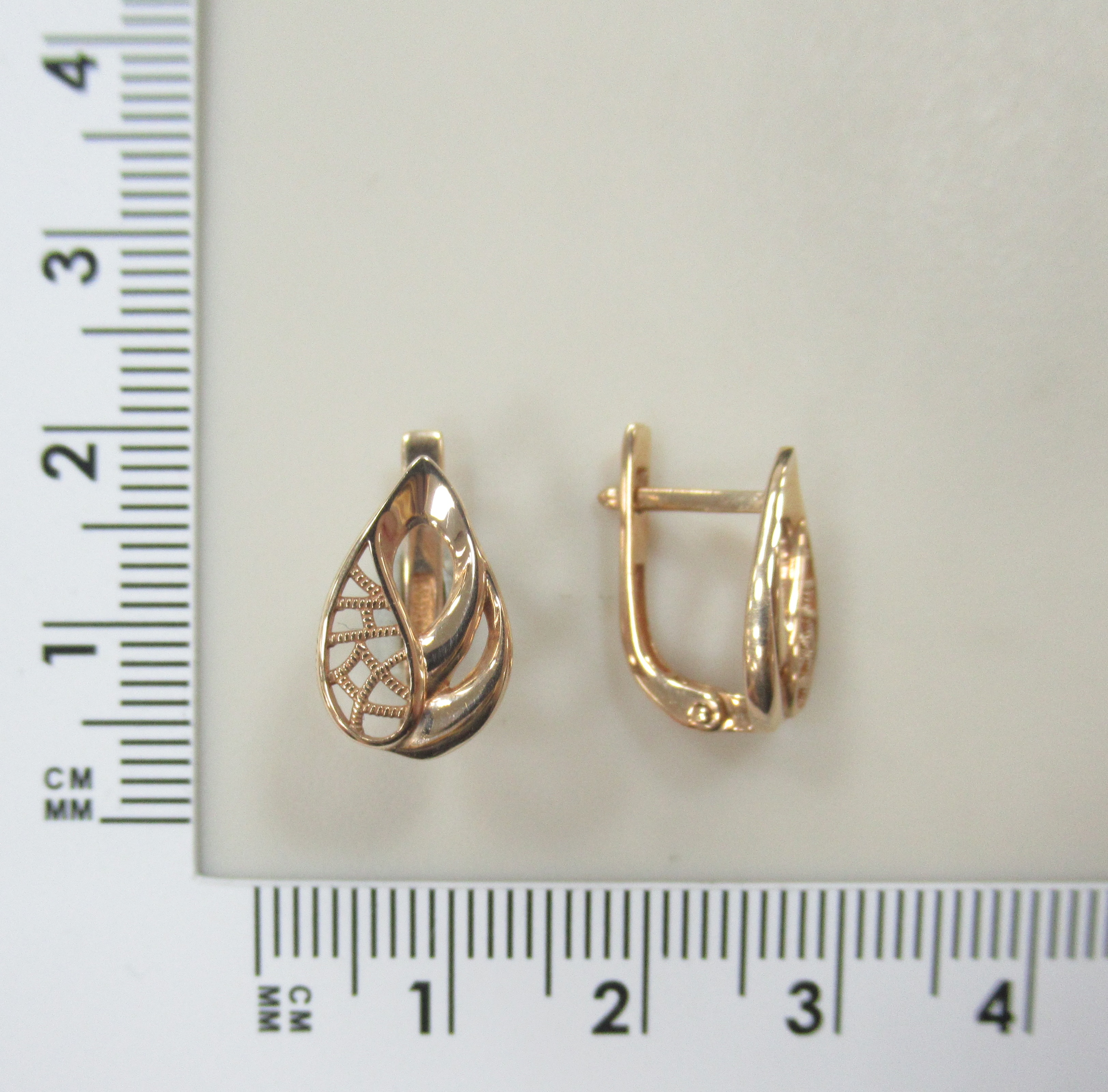 Серьги из золота